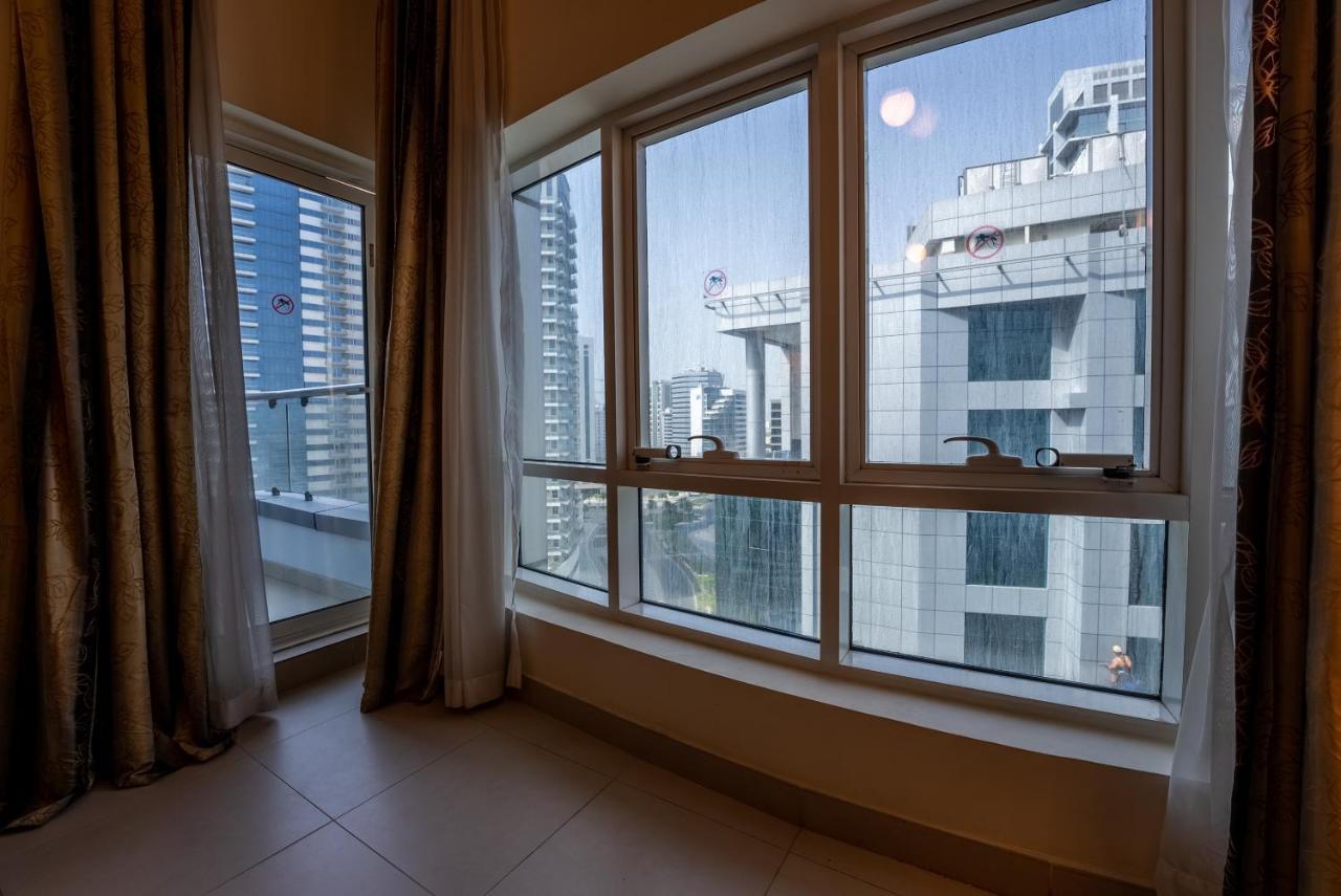 Gulf Oasis Hotel Apartments Fz Llc Dubai Bagian luar foto