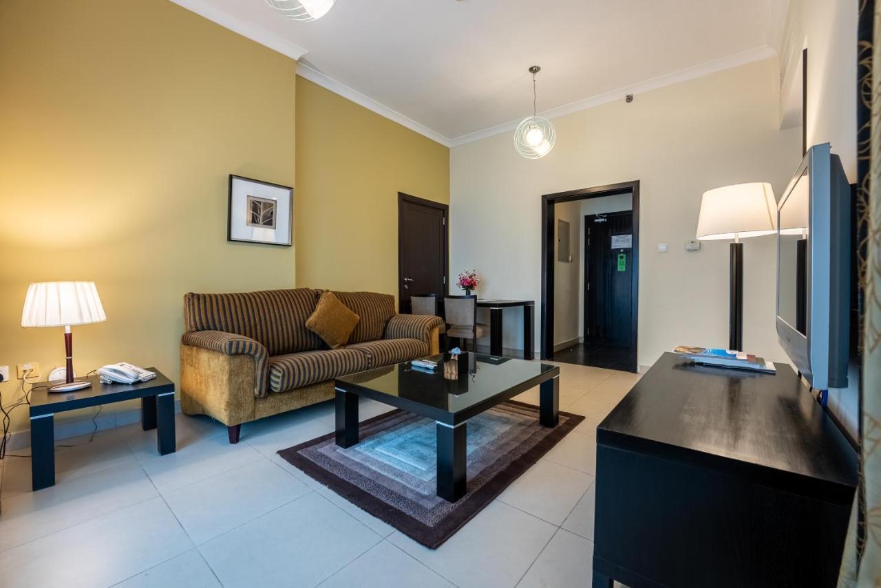 Gulf Oasis Hotel Apartments Fz Llc Dubai Bagian luar foto