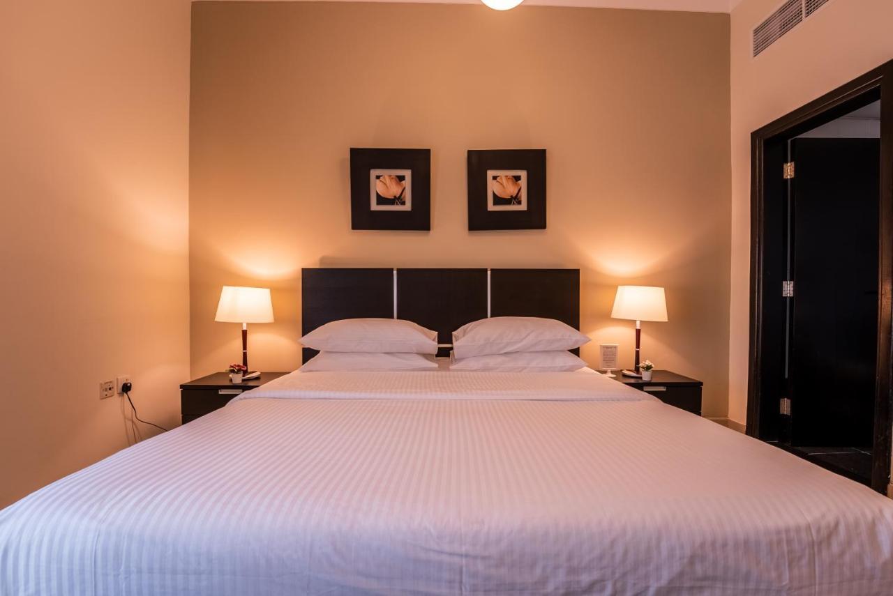 Gulf Oasis Hotel Apartments Fz Llc Dubai Bagian luar foto