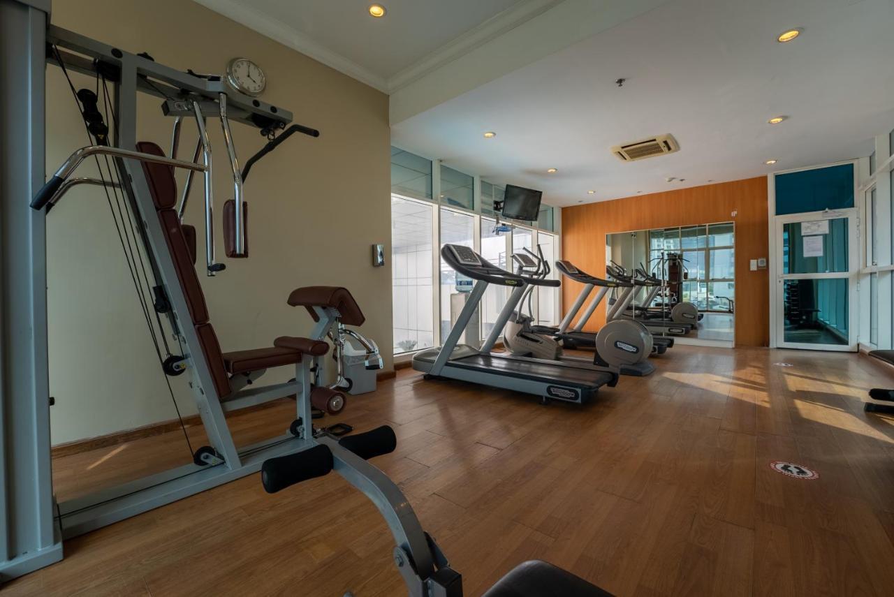 Gulf Oasis Hotel Apartments Fz Llc Dubai Bagian luar foto